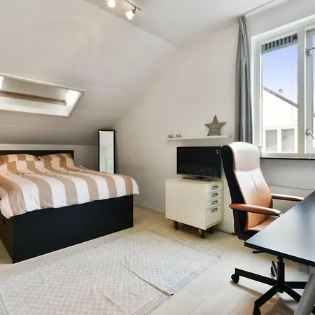 Villa Luxurious With Open Views *