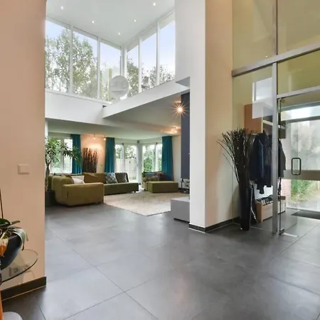 Luxurious With Open Views Villa Amstelveen