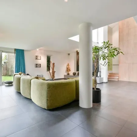 Luxurious With Open Views Villa Amstelveen
