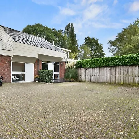 Luxurious With Open Views